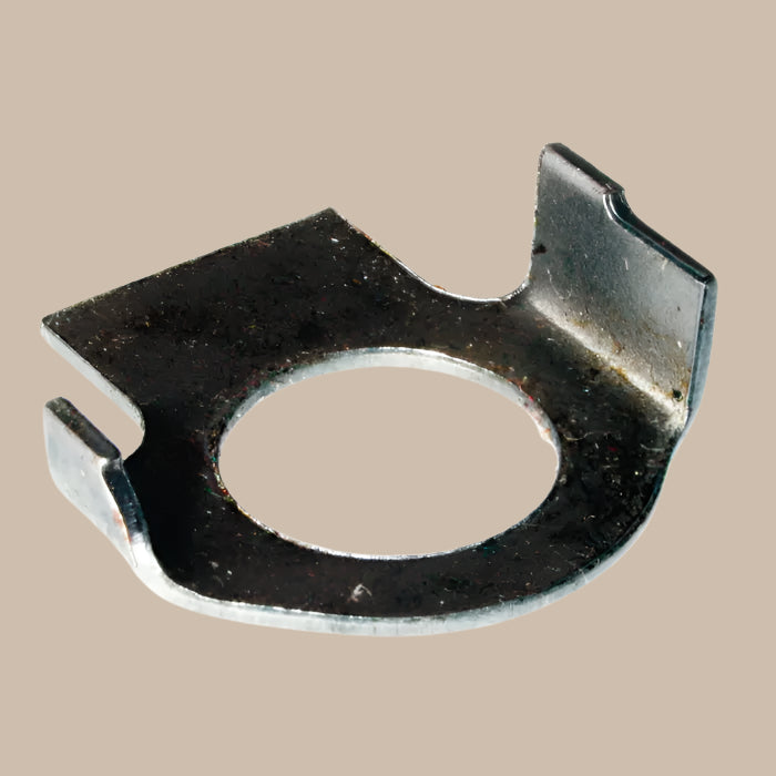 Retaining Plate for Steering Lever Arm: Beetle (1950-1979), Karmann Ghia (1960-1974), Type 3 (1962-1973)