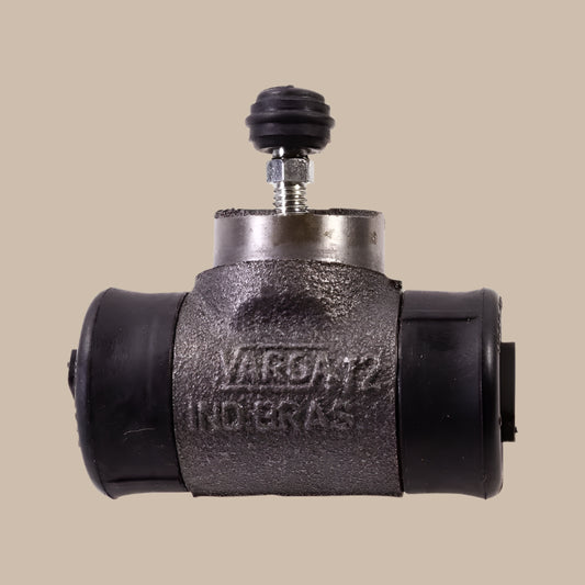 Rear Wheel Brake Cylinder: T2 Bay (1968-1971), T2 Split Bus (1955-1967), Trekker (1969-1973)